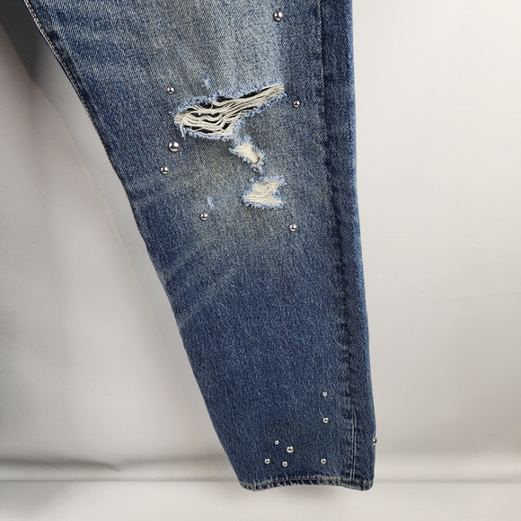 Levis 501 Womens Distressed Button Fly Slim Leg High Rise Stud Accents 32x30 NWT - Picture 8 of 16